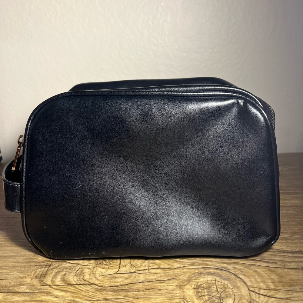 Dolce and Gabbana Parfums cosmetics/ toiletries ￼ pouch NWOT